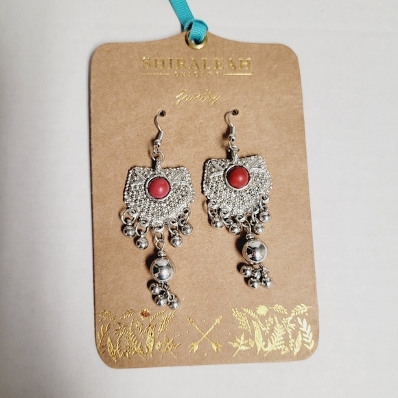 Shiraleah Chicago Women's red Mae dangle earrings - Picture 1 of 3